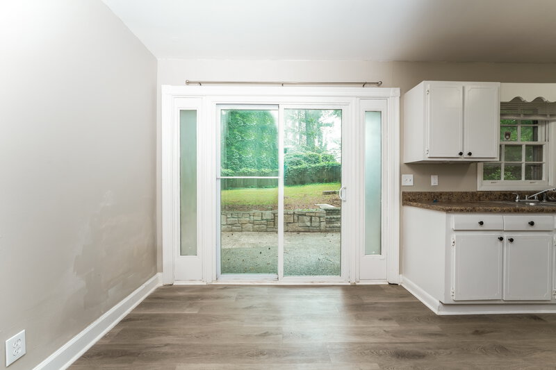 1,895/Mo, 4996 SHEILA Lane Stone Mountain, GA 30083 Breakfast Nook View