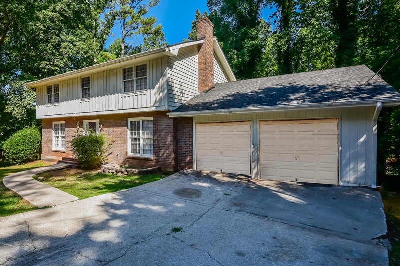 2,295/Mo, 5002 Post Road Ct Stone Mountain, GA 30088 Front View