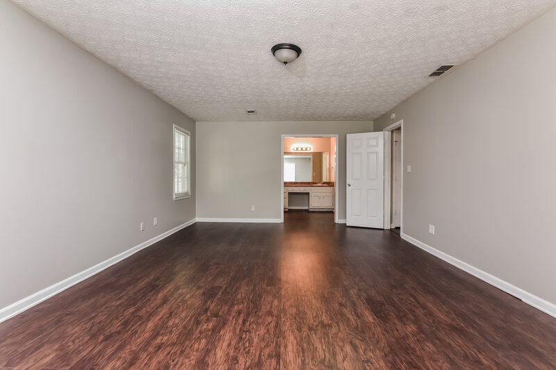 2,295/Mo, 5002 Post Road Ct Stone Mountain, GA 30088 Main Bedroom View 3