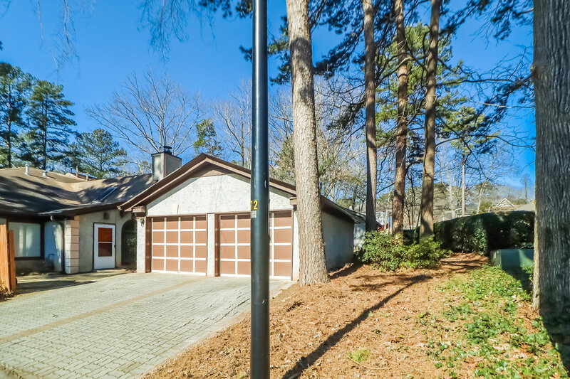 0/Mo, 5091 HIGHLAND HILLS CT Stone Mountain, GA 30088 External View