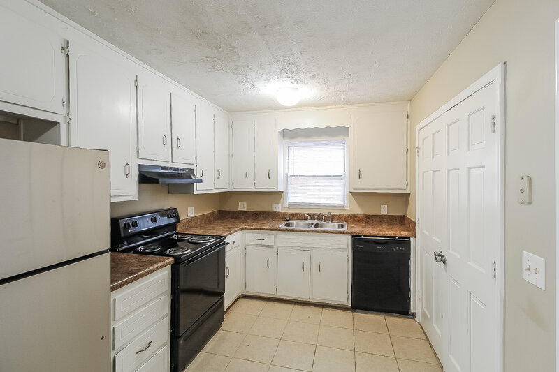 1,590/Mo, 5351 Ridgemere Ct Stone Mountain, GA 30083 Misc View 6