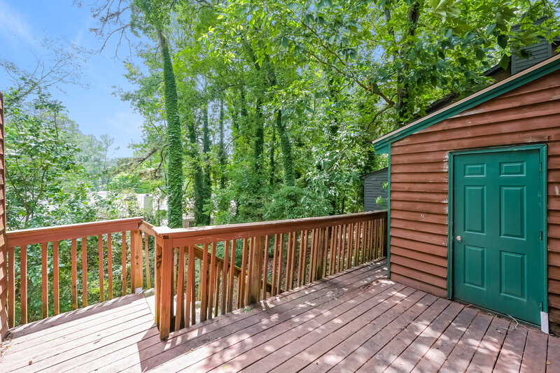 1,480/Mo, 5351 Ridgemere Ct Stone Mountain, GA 30083 Deck View