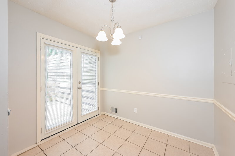 1,670/Mo, 5353 Ridgemere Ct Stone Mountain, GA 30083 Dining Room View