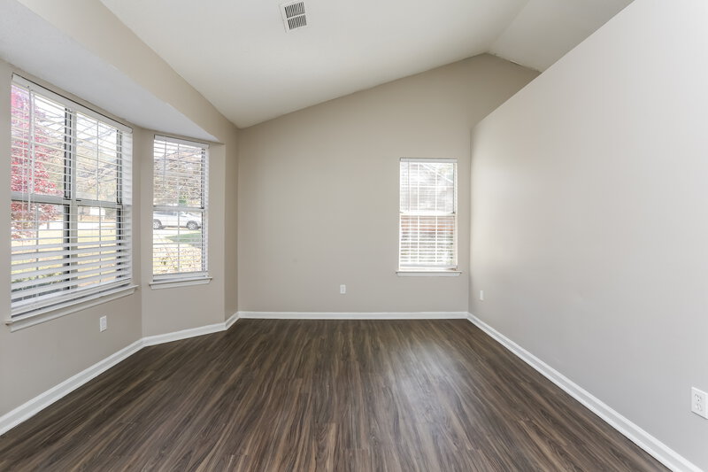 1,770/Mo, 5453 Fox Valley Ln Stone Mountain, GA 30088 Living Room View