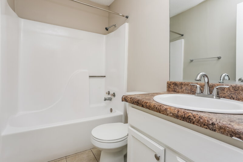 1,770/Mo, 5453 Fox Valley Ln Stone Mountain, GA 30088 Bathroom View