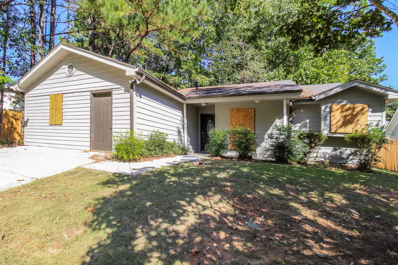 1,855/Mo, 599 Maple Dr Stone Mountain, GA 30083 External View