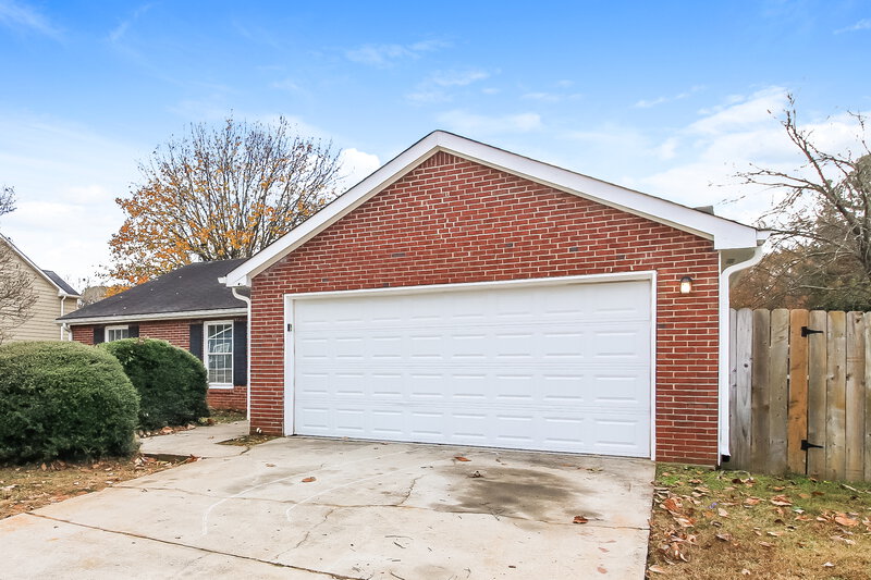 1,700/Mo, 713 Arbor Hill Dr Stone Mountain, GA 30088 Front View