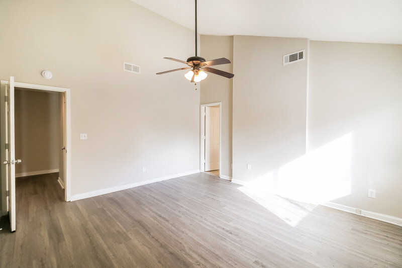 1,700/Mo, 713 Arbor Hill Dr Stone Mountain, GA 30088 Main Bedroom View