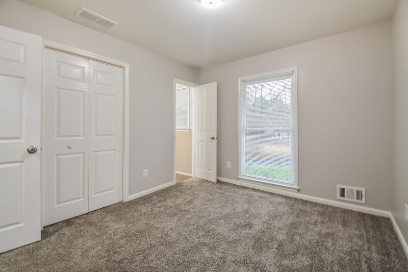 1,715/Mo, 946 PINE ROC Way Stone Mountain, GA 30083 Bedroom View