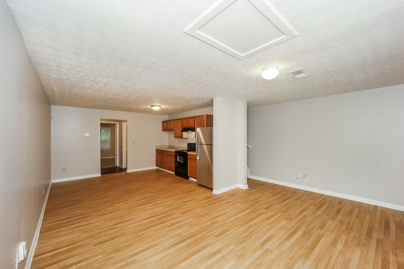 1,555/Mo, 6155 Forrest Ave Union City, GA 30291 Living Room View