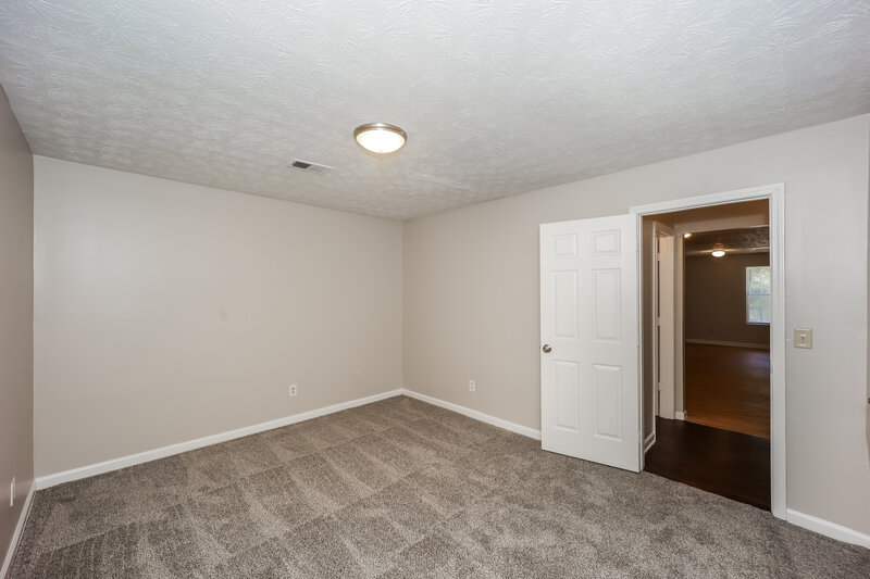 1,555/Mo, 6155 Forrest Ave Union City, GA 30291 Main Bedroom View 2