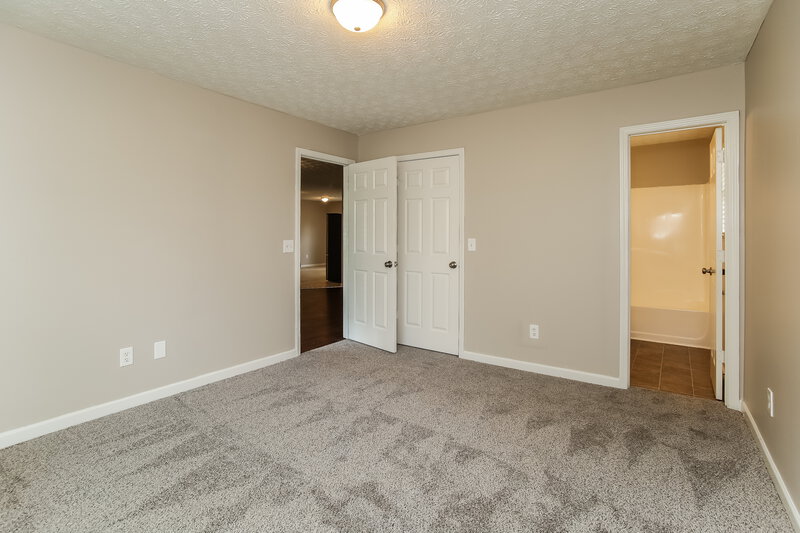 1,640/Mo, 101 Whispering Pine Ln NE White, GA 30184 Main Bedroom View