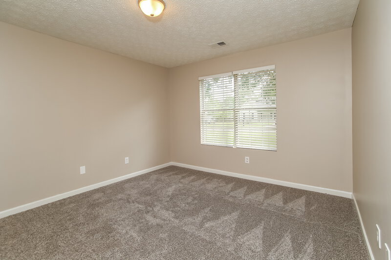 1,640/Mo, 101 Whispering Pine Ln NE White, GA 30184 Bedroom View 3