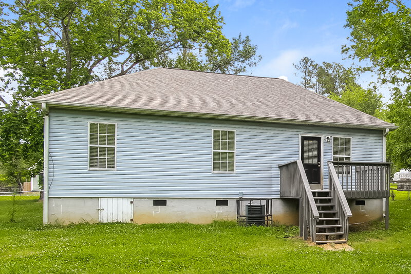 1,640/Mo, 101 Whispering Pine Ln NE White, GA 30184 Rear View