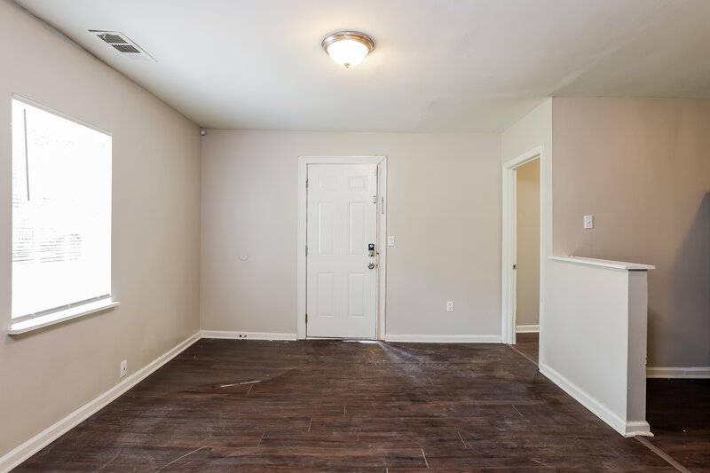 1,475/Mo, 730 Parker St Villa Rica, GA 30180 Living Room View 2