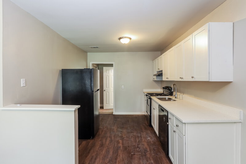 1,475/Mo, 730 Parker St Villa Rica, GA 30180 Kitchen View
