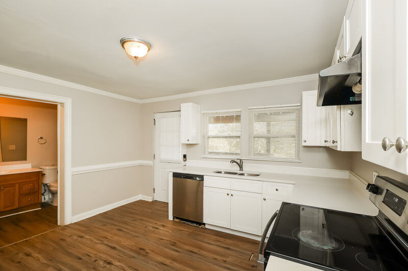 1,740/Mo, 6700 John West Road Winston, GA 30187 Kitchen View
