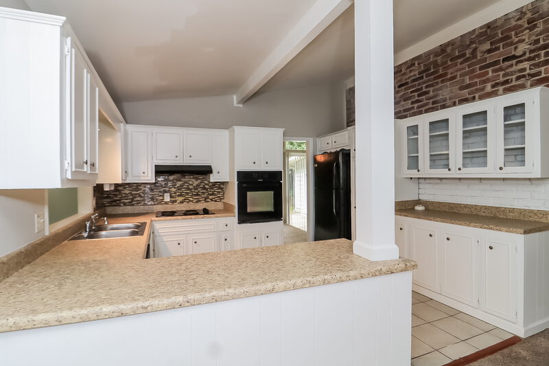 2,325/Mo, 4509 E KINGS POINT CIR Atlanta, GA 30338 Kitchen View 3