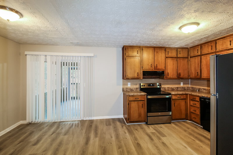 1,315/Mo, 1717 Salem Woods Dr SE Unit A Conyers, GA 30013 Dining Room View