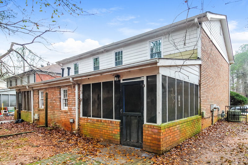 1,315/Mo, 1717 Salem Woods Dr SE Unit A Conyers, GA 30013 Rear View