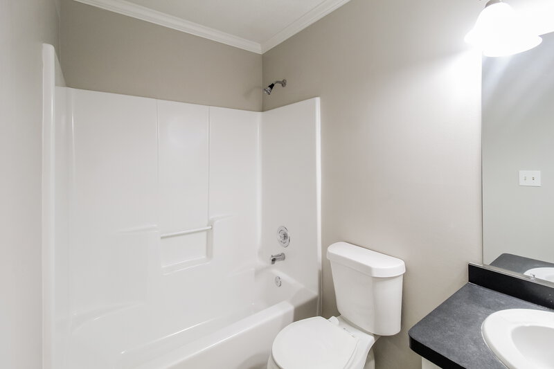 2,750/Mo, 2342 WESTRIDGE Drive Snellville, GA 30078 Bathroom View