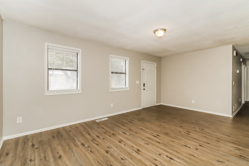 1,495/Mo, 5461 Austell Rd Austell, GA 30106 Living Room View