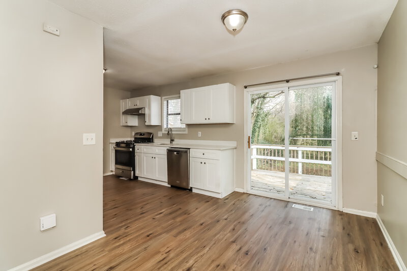 1,495/Mo, 5461 Austell Rd Austell, GA 30106 Dining Room View