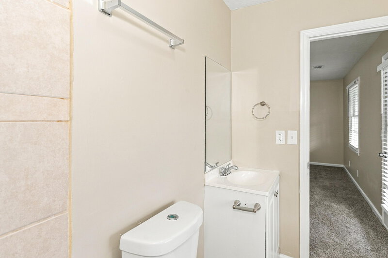 2,060/Mo, 513 MARTINS CHAPEL Road Lawrenceville, GA 30045 Bathroom View