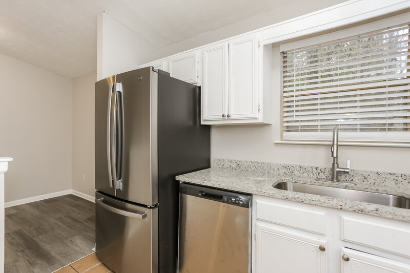 1,850/Mo, 2049 Pintail Cove Lithonia, GA 30058 Misc View 6