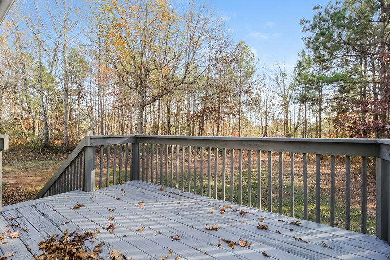 1,600/Mo, 52 Pinnacle Point Wy Rockmart, GA 30153 Deck View