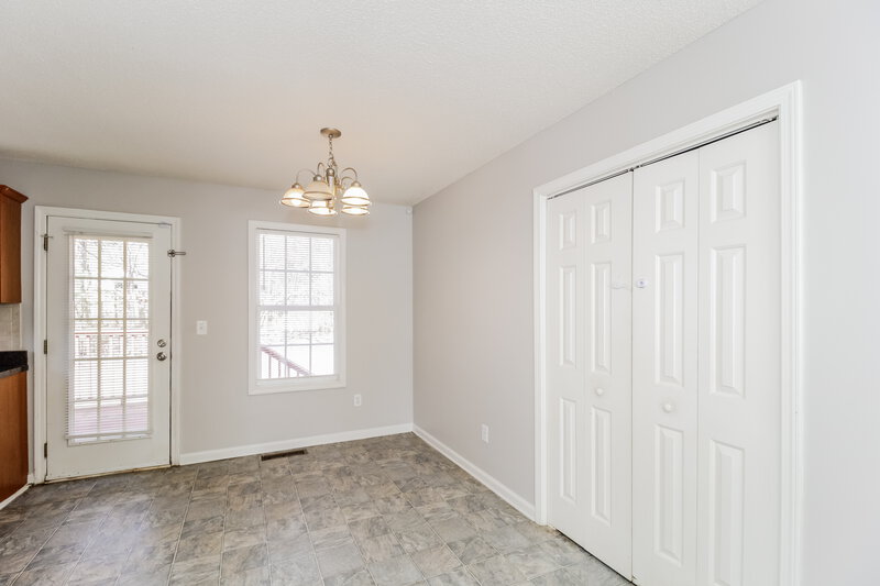 1,690/Mo, 40 Pleasant Forest Trl Temple, GA 30179 Dining Room View