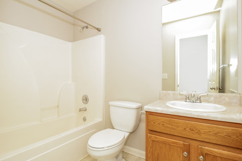 1,690/Mo, 40 Pleasant Forest Trl Temple, GA 30179 Bathroom View