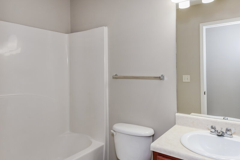 1,830/Mo, 88 Hill Side Way Hiram, GA 30141 Bathroom View