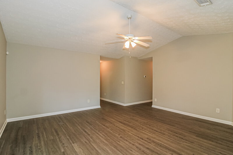 1,775/Mo, 20 Carver Dr Covington, GA 30014 Living Room View 2
