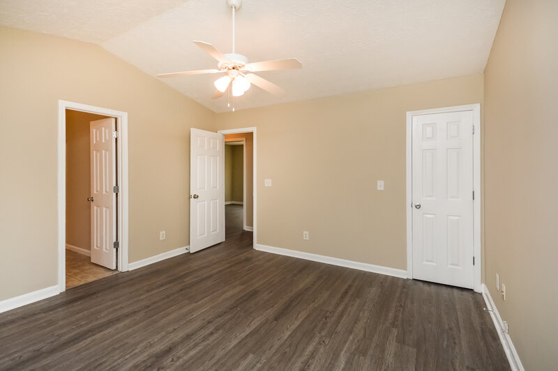 1,735/Mo, 20 Carver Dr Covington, GA 30014 Main Bathroom View