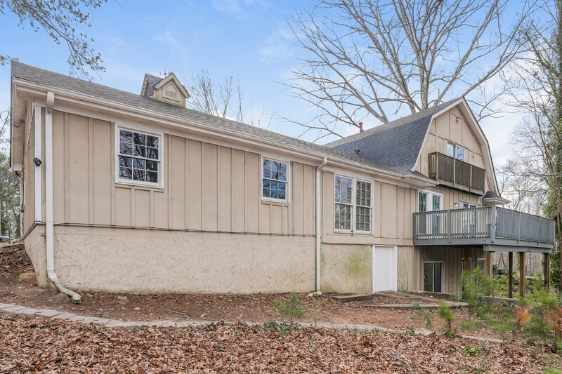 3,200/Mo, 963 ASBOROUGH Court Lithonia, GA 30058 Rear View 2