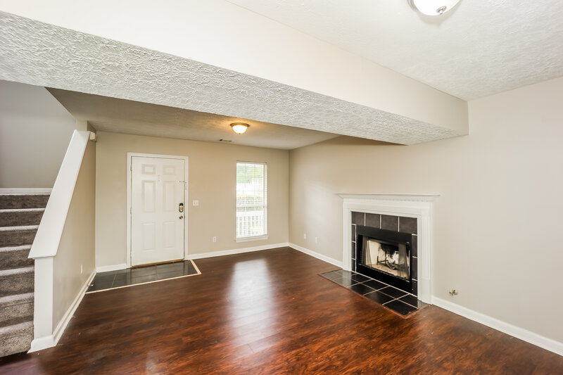 1,875/Mo, 7232 Sandpiper Way Riverdale, GA 30274 Living Room View