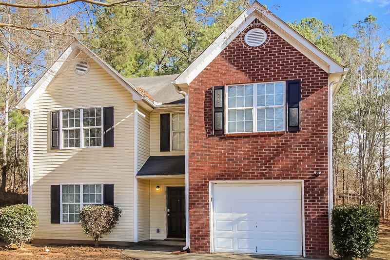 3 Bedroom House – 4722 Browns Mill Ferry Rd, Lithonia, GA 30038