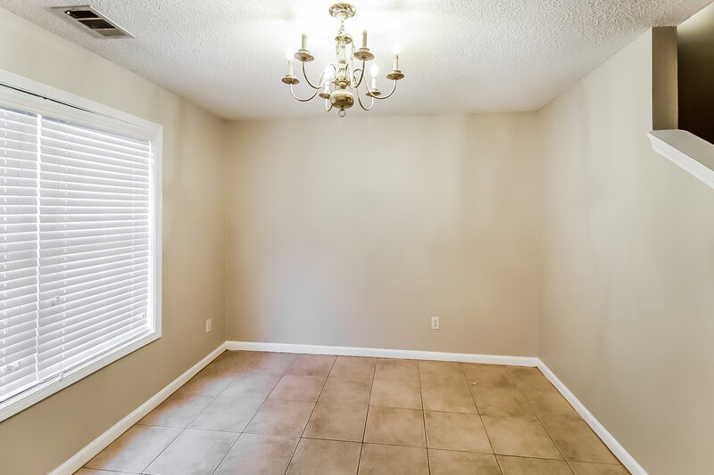 1,780/Mo, 4722 Browns Mill Ferry Rd Lithonia, GA 30038 Dining Room View