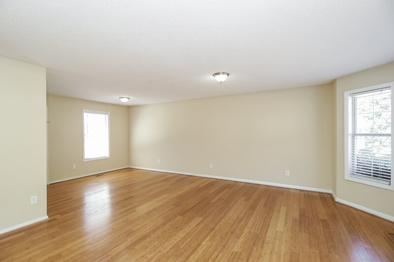 1,665/Mo, 429 Ivy Crest Dr Dallas, GA 30157 Living Room View