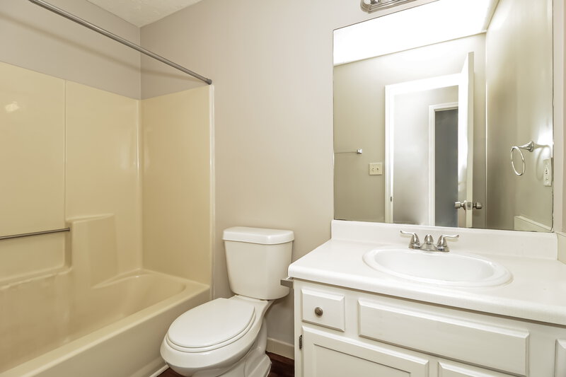 1,710/Mo, 187 Davis Mill Dr Dallas, GA 30157 Bathroom View