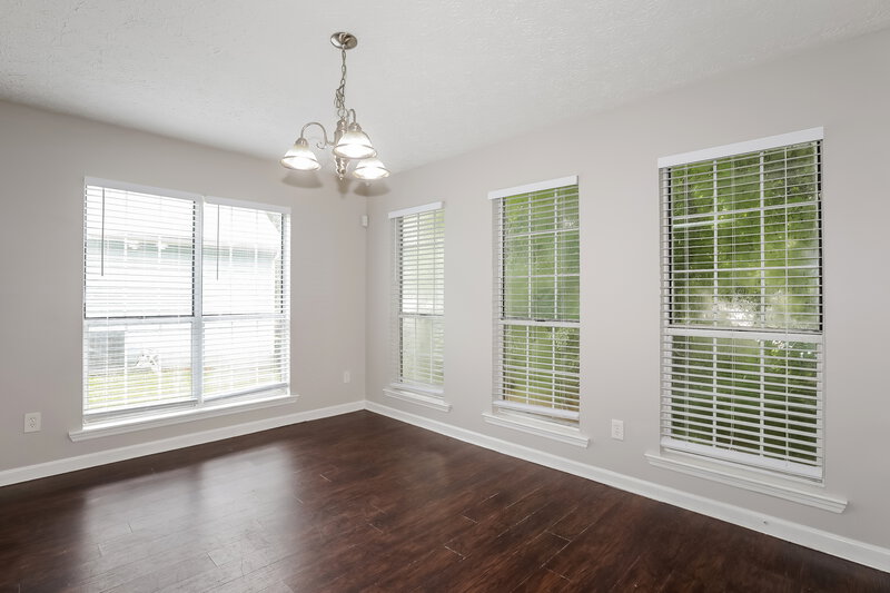 1,830/Mo, 696 Shore Dr Lithonia, GA 30058 Dining Room View