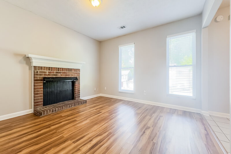 1,820/Mo, 4952 MILLSTONE Walk Stone Mountain, GA 30088 Living Room View 2