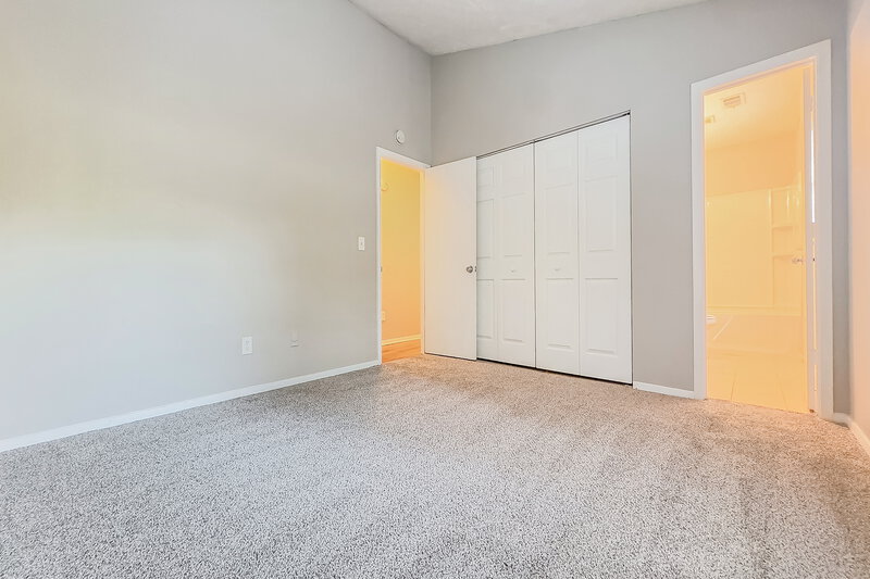 1,820/Mo, 4952 MILLSTONE Walk Stone Mountain, GA 30088 Main Bedroom View 2