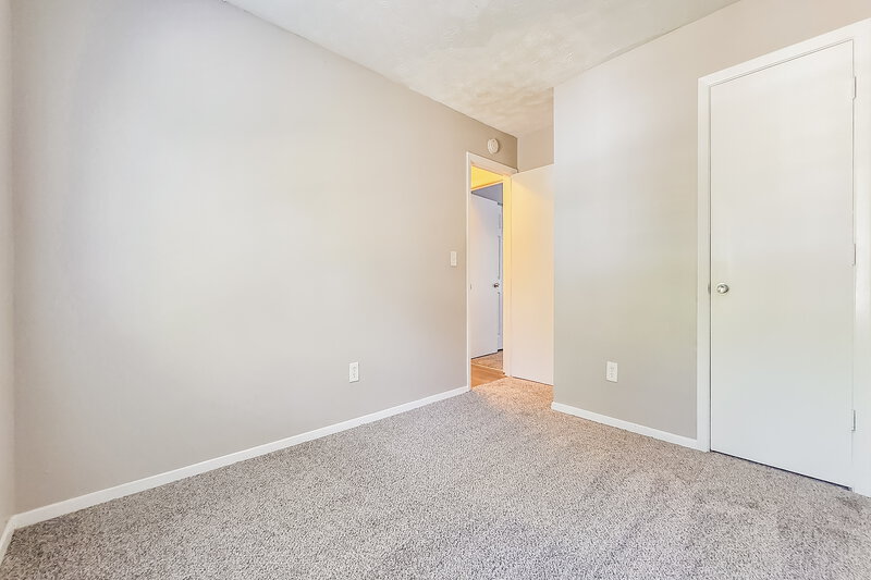 1,820/Mo, 4952 MILLSTONE Walk Stone Mountain, GA 30088 Bedroom View 2