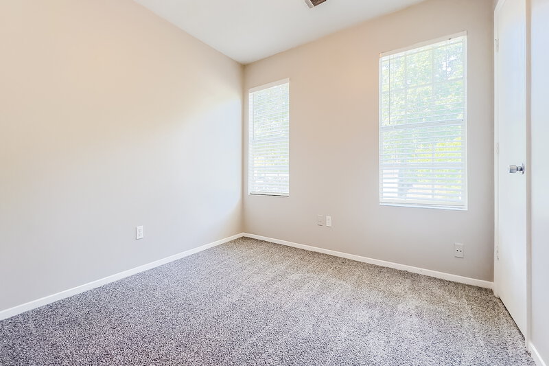 1,820/Mo, 4952 MILLSTONE Walk Stone Mountain, GA 30088 Bedroom View 3