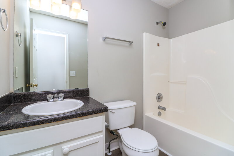 1,545/Mo, 268 Fairview Ln. Dallas, GA 30157 Bathroom View