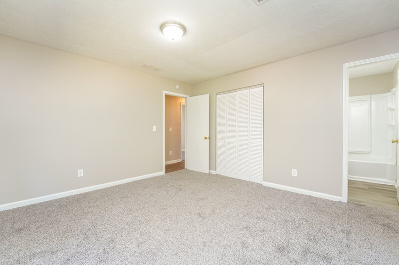 1,875/Mo, 841 Arbor Ct Stone Mountain, GA 30088 Main Bedroom View 2