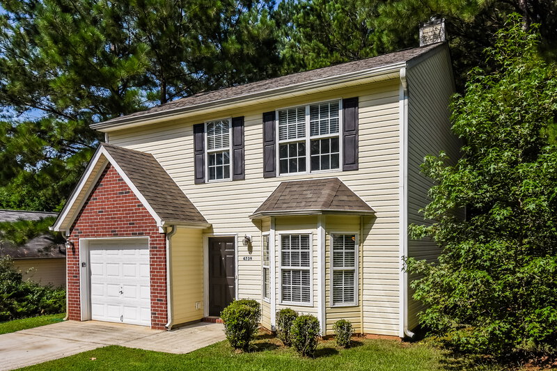 1,775/Mo, 4739 Browns Mill Ferry Rd Lithonia, GA 30038 Front View