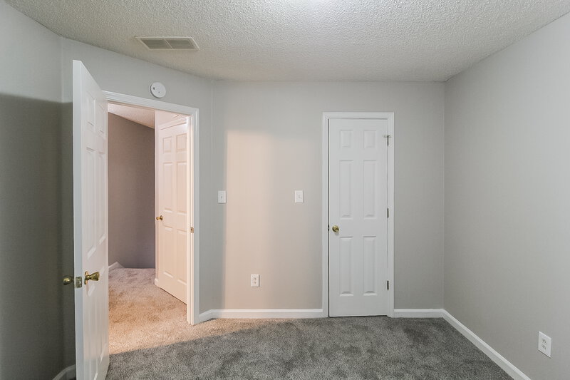 1,865/Mo, 4739 Browns Mill Ferry Rd Lithonia, GA 30038 Bedroom View 2